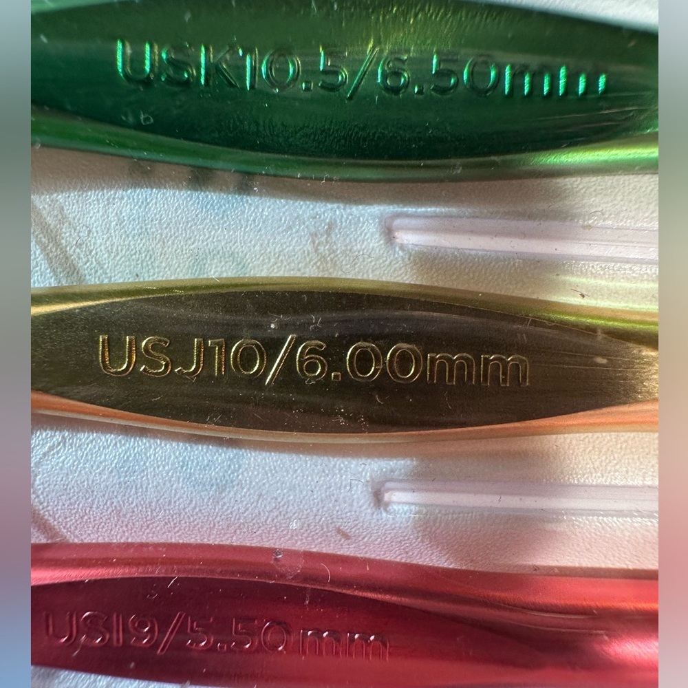 Susan Bates Silvalume Crochet Hook Set F-K 3.75mm 4.0mm 5.0mm 5.5mm 6.0mm 6.5mm - Picture 8 of 8